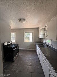 Building Photo - 852 Washington St