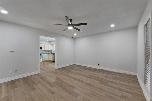 Building Photo - 4849 Alta Oaks Ct