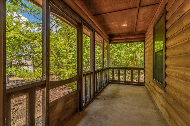Building Photo - 306 Homesite Rd