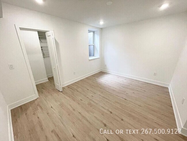 Building Photo - 2605 E Boston St