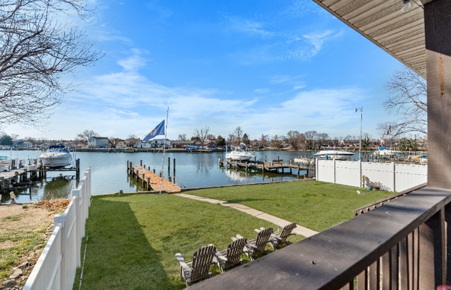 Building Photo - 505 Bayside Dr