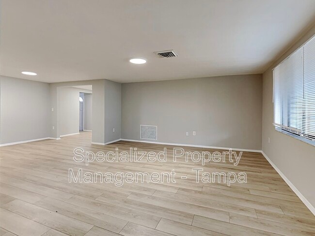 Building Photo - 6116 1st Ave