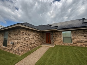 Building Photo - 925 Boone Dr