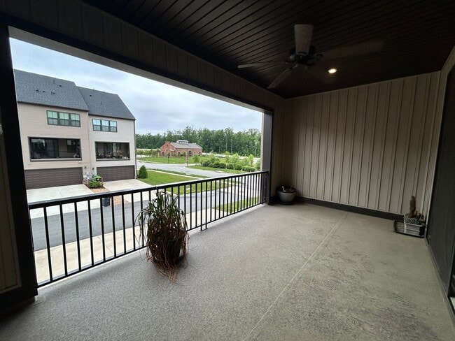 Building Photo - 14361 Revelry Blvd