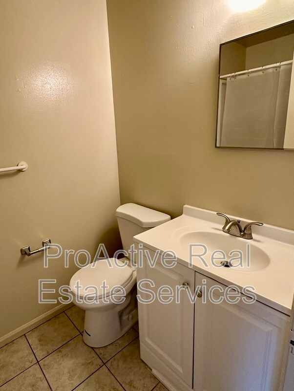 Building Photo - 951 Bellmore Ave