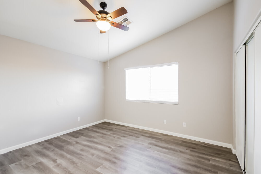 Building Photo - 21632 N 33rd Ave