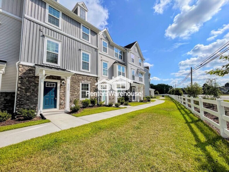 Building Photo - 4229 Meander Wy