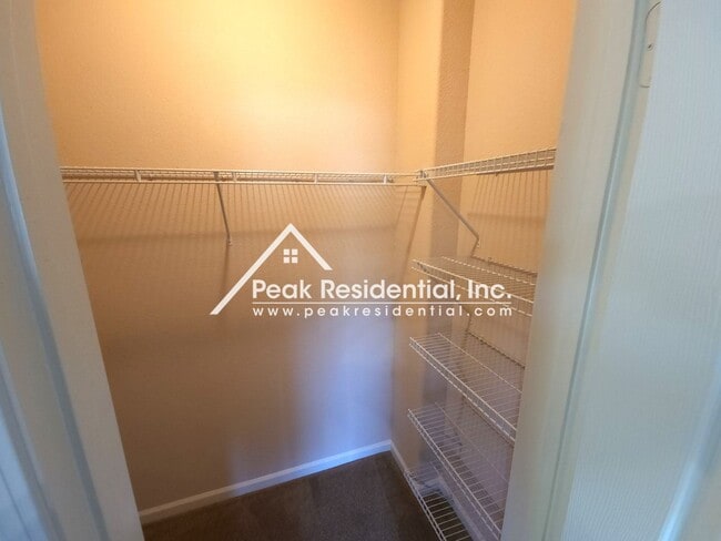 Building Photo - 2 br, 2 bath House - 8434 Walerga Road #821