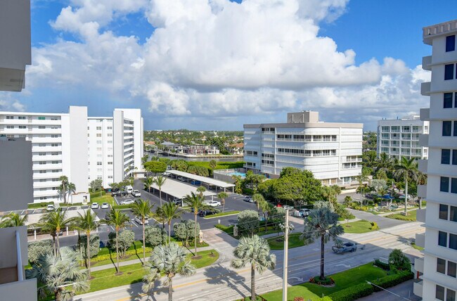 Building Photo - 3221 S Ocean Blvd