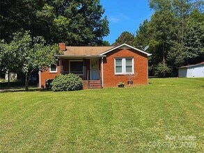 Building Photo - 1838 Waxhaw Indian Trail Rd