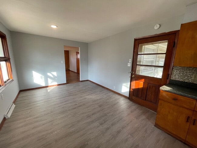 Building Photo - 101 Virginia-N