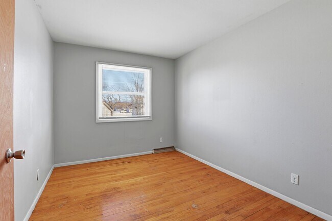 Building Photo - 836/840 Greenwood Court