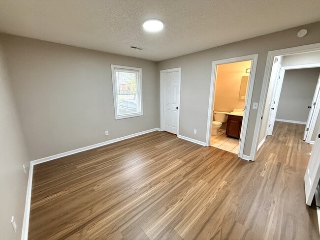 Building Photo - 705 Gordon Smith Blvd