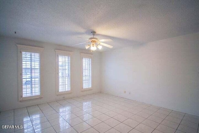 Building Photo - 8804 Cosmos Ave