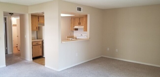 Building Photo - Coral Gardens - M056