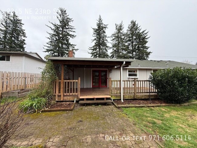 Building Photo - 2345 NE 23rd St