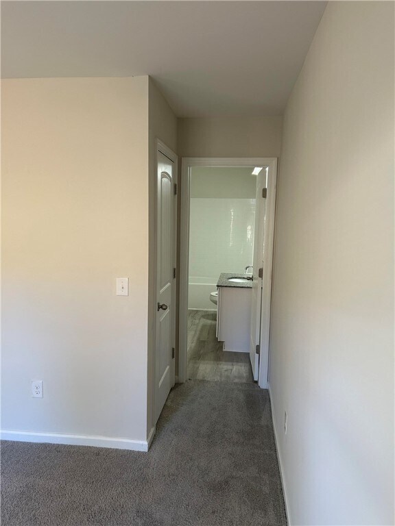 Building Photo - 550 JP Stevens Rd