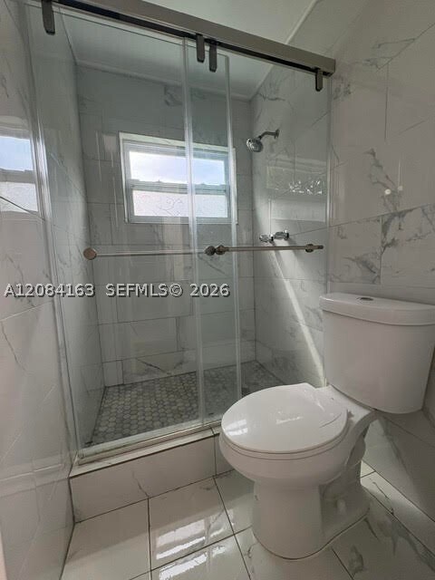 Building Photo - 441 NE 43rd St