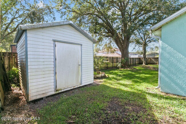 Building Photo - 4243 Pondapple Dr