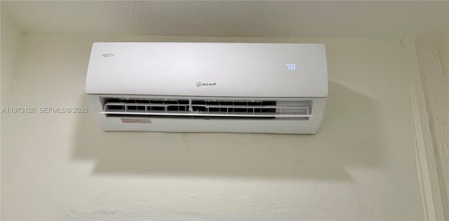 Building Photo - 17802 SW 152nd Ct