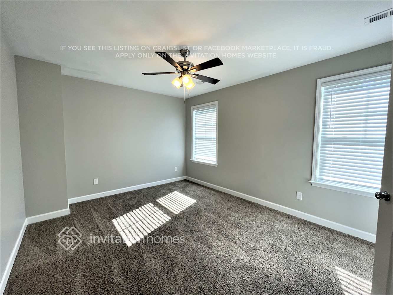 Building Photo - 270 Water Mill Rd