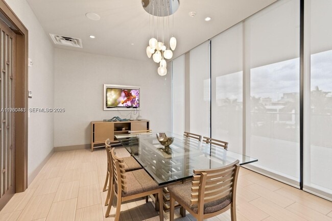 Building Photo - 5300 NW 85th Ave