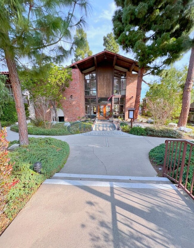 Primary Photo - Stylish Condo with Pool, Fitness Center & ...