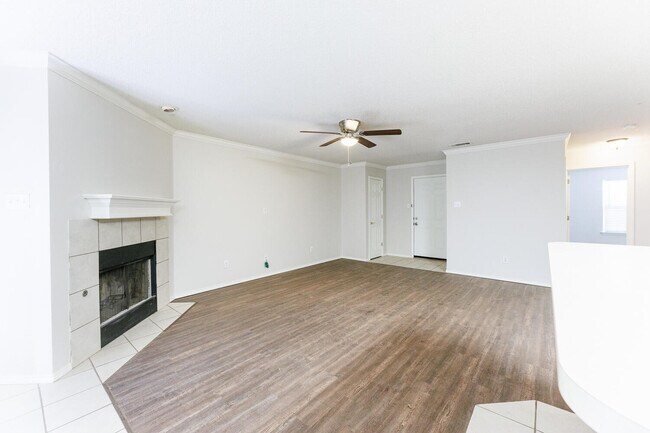 Building Photo - 3102 109th St