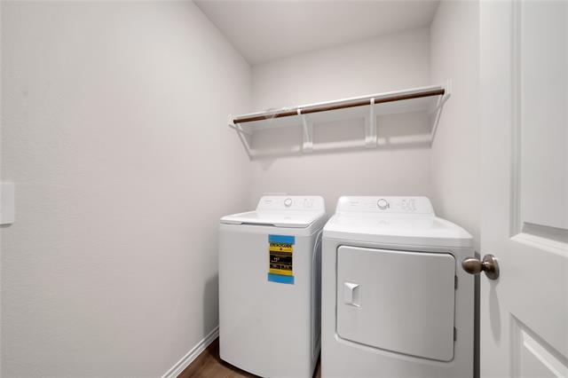 Building Photo - 501 Yellow Rose Rd