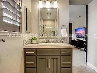 Building Photo - 211 9th St