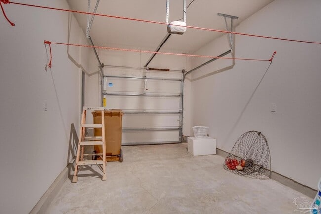Building Photo - 5689 Stellarjay St