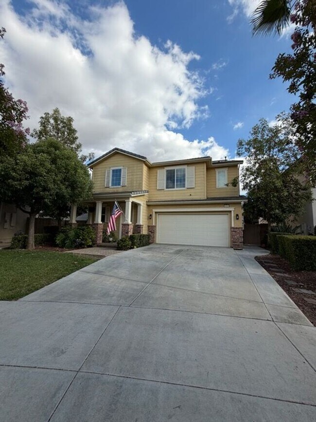 Building Photo - 34253 Chaparossa Dr