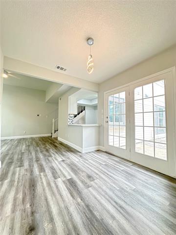 Building Photo - 733 Ticonderoga Dr
