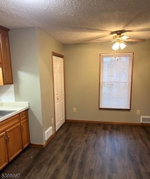 Building Photo - 26 Amherst Ct