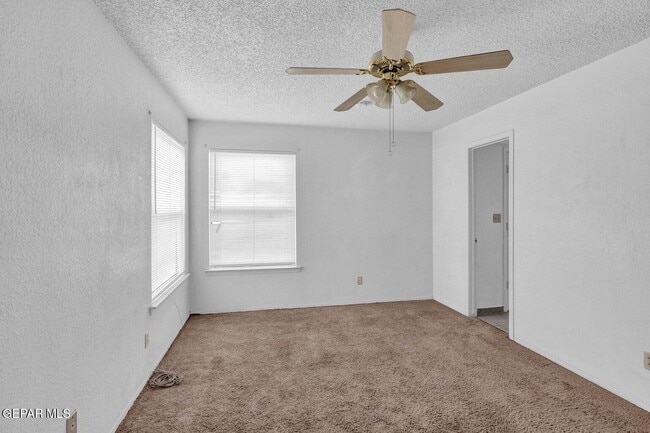 Building Photo - 1439 Jim Larabel Dr