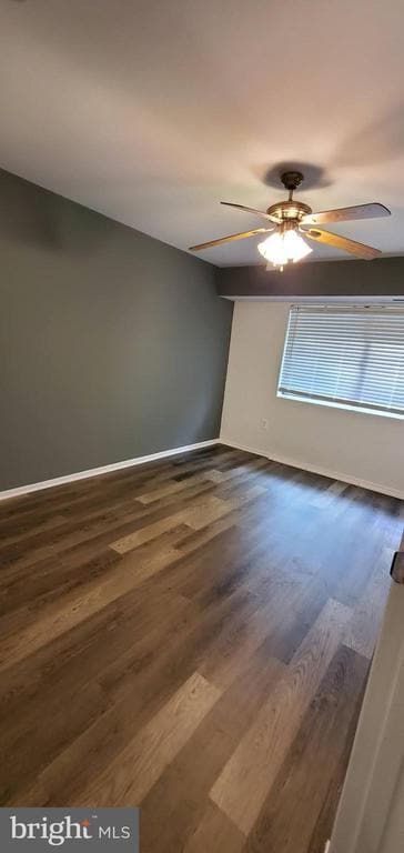 Building Photo - 707 Meadowview Ln