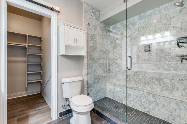 Building Photo - 3912 Rawlins St