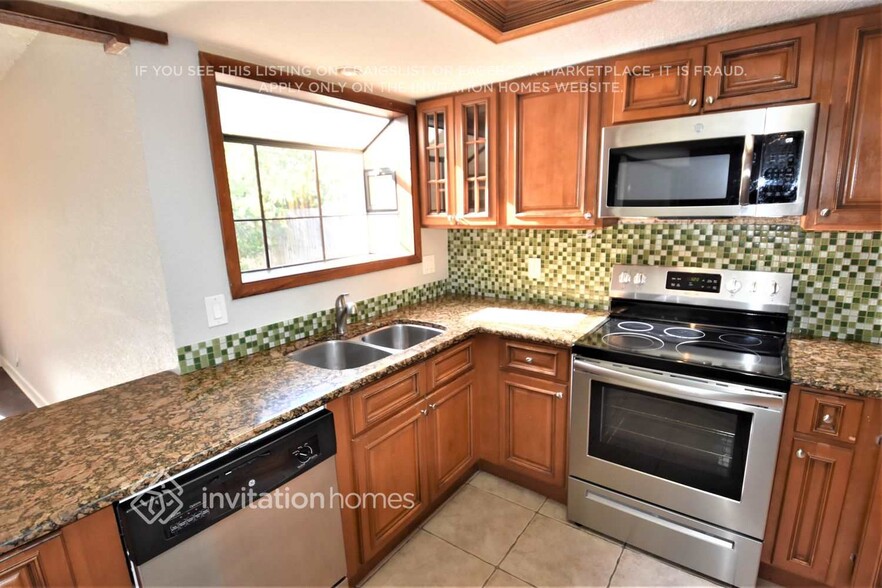 Building Photo - 5404 Bay Lagoon Cir