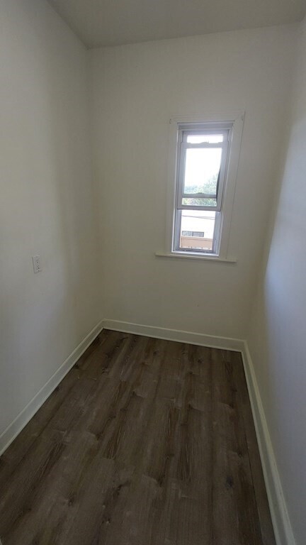 Building Photo - 7 Topliff St