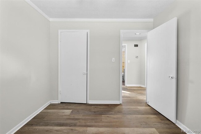 Building Photo - 29061 Balmoral St