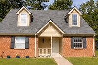 Building Photo - 1133 Lenny Ln