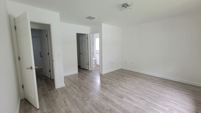 Building Photo - Sugarmill Woods Pool Home