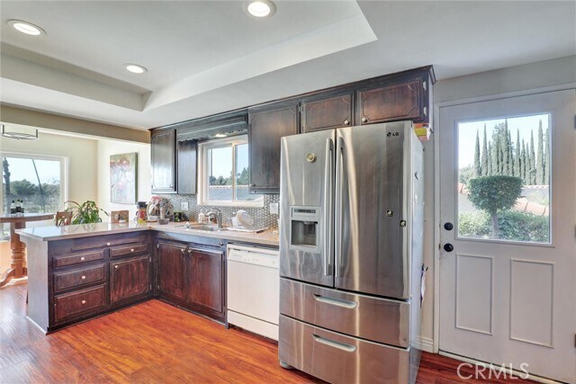 Building Photo - 5625 Vía Junipero Serra