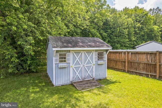 Building Photo - 1005 Agricopia Dr