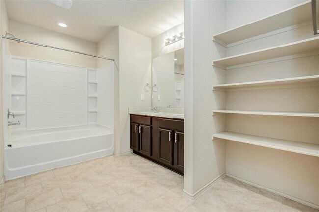 Building Photo - 9818 Jacy Creek Dr