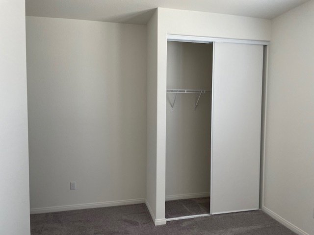 Building Photo - 13758 Carver Ct