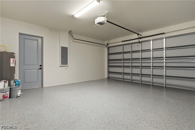 Building Photo - 1442 NE 33rd Ln