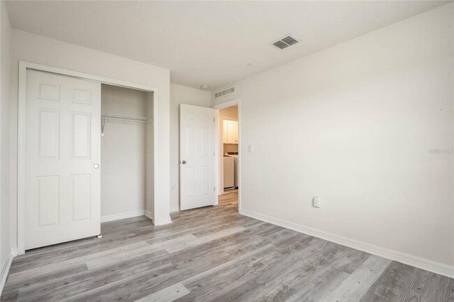 Building Photo - 9586 Poplar Ridge Ave