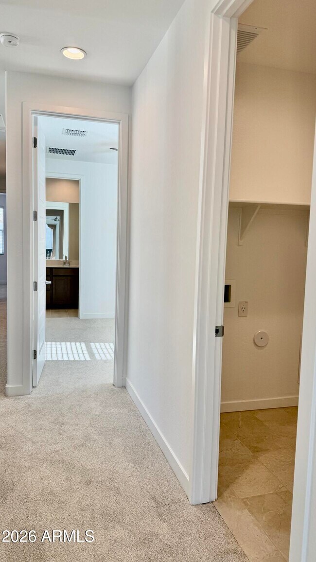 Building Photo - 9741 W Catalina Dr