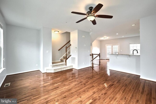 Building Photo - 1261 Elderslie Ln